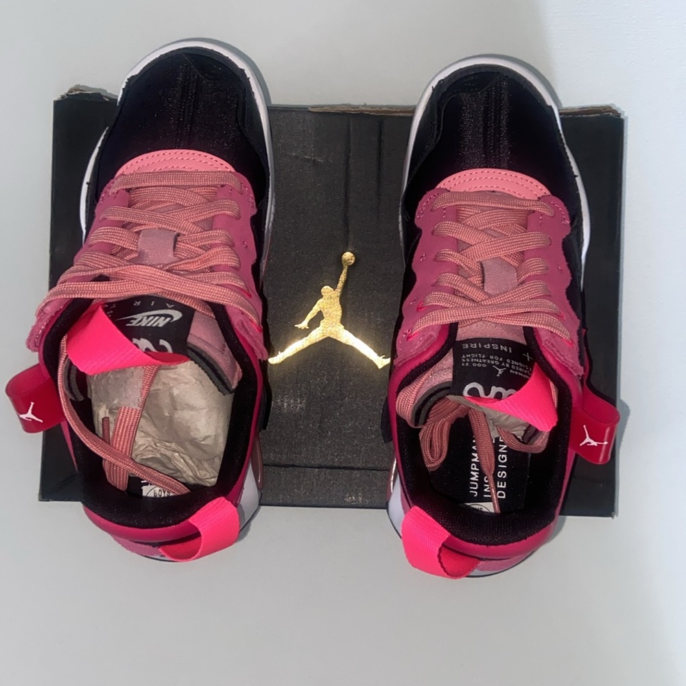 Air Jordan MA2 “Black Pinksicle” GS(Grade School) Youth Size 4Y/Women’s Size 5.5 - Picture 6 of 11
